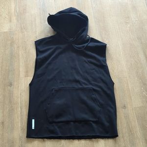 New never worn but no tag sleeveless hoodie